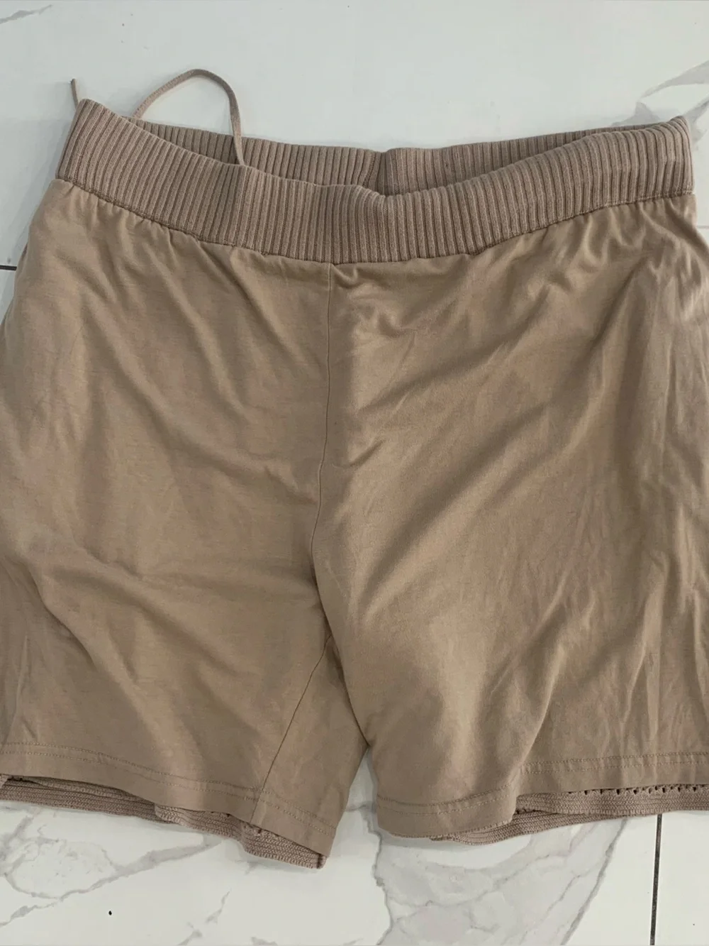 Alo Yoga Open-Knit Shorts Men Medium? Chestnut Pockets Logo (See measurements)